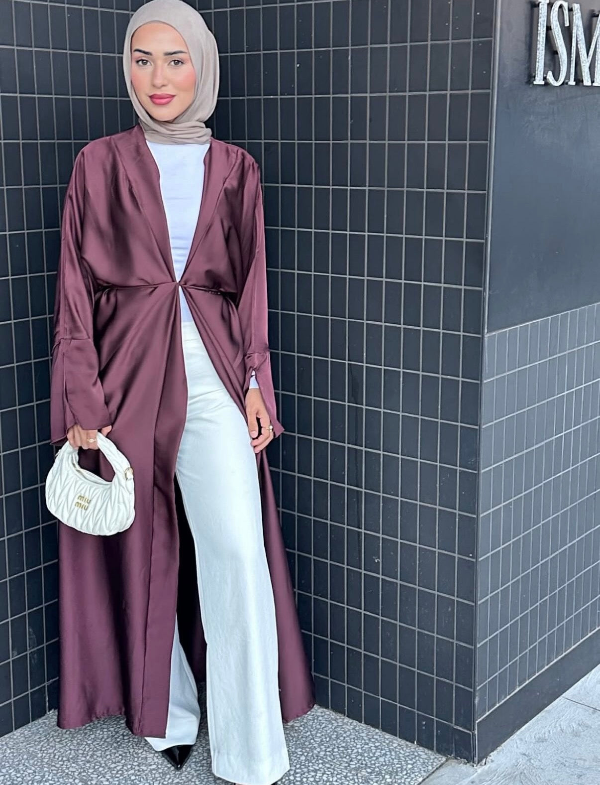 Maya Satin Open Abaya – Burgundy